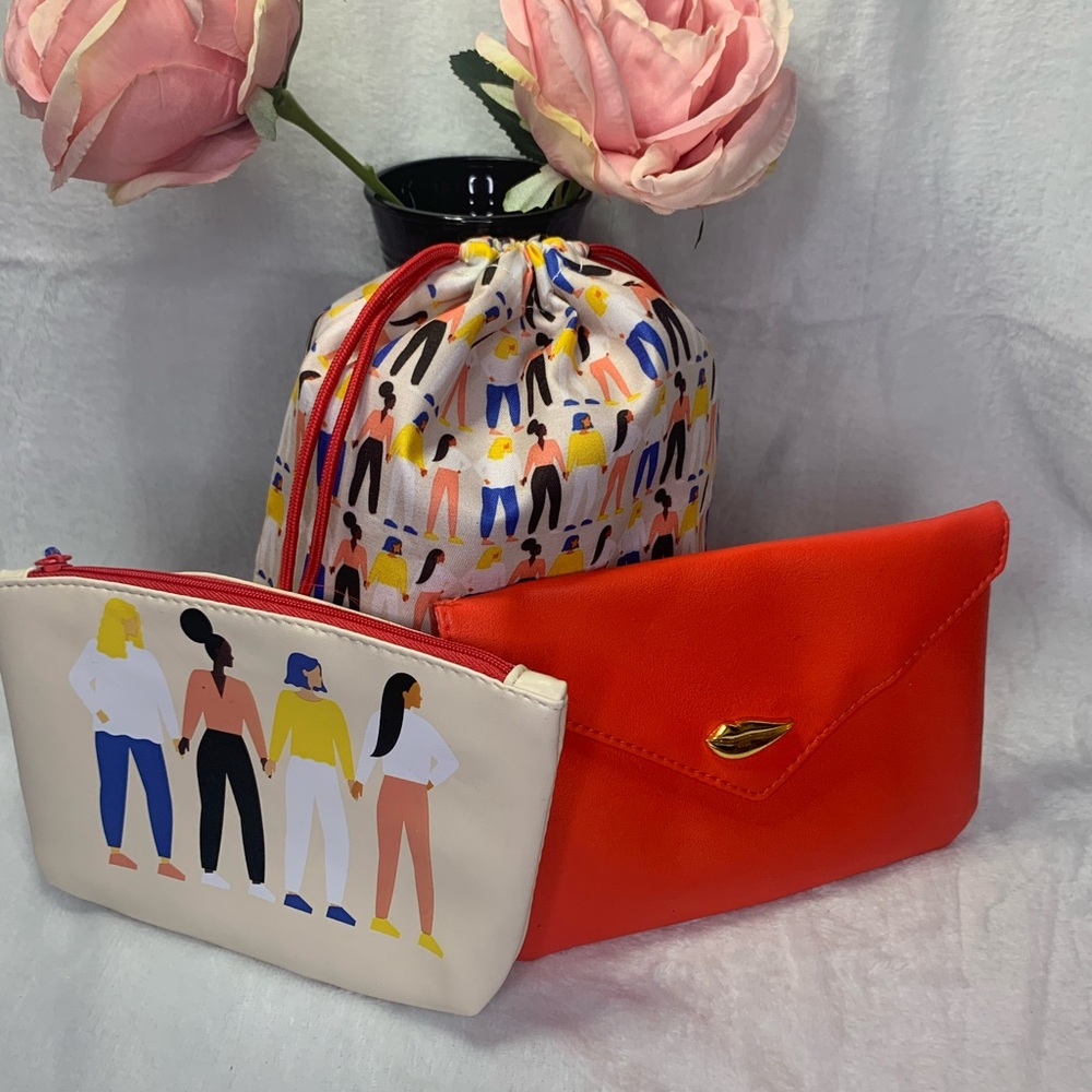 3 ASSORTED MAKE UP BAGS